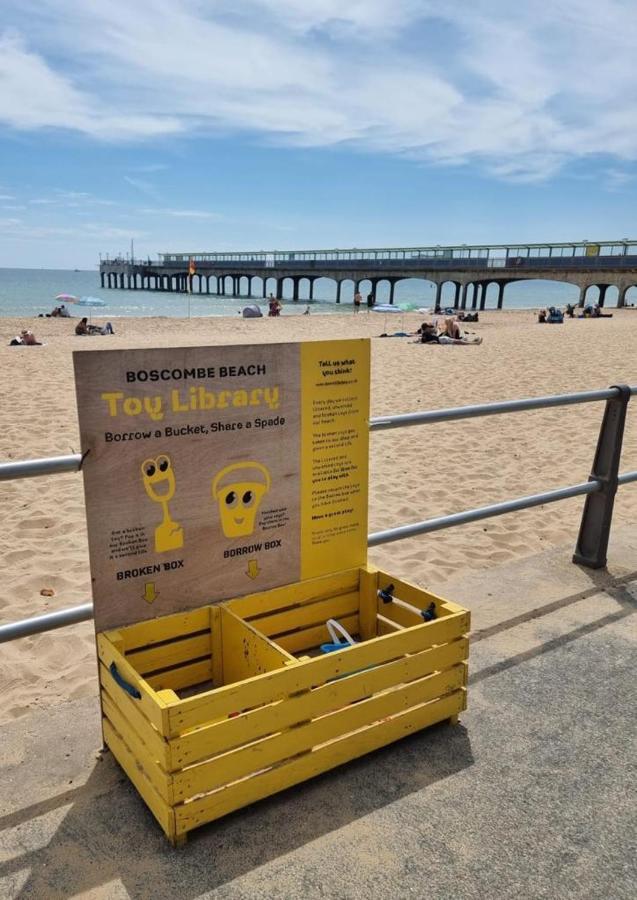 Centrally Located Boscombe Beach Apart With Parking Bournemouth Exterior photo